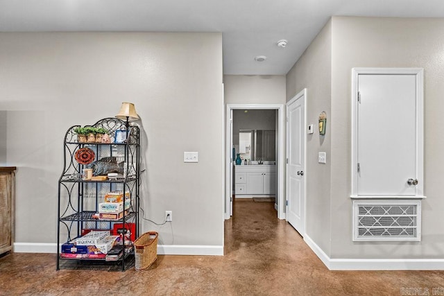 1912A5 Central Blvd, Bull Shoals, AR 72619 - hall with baseboards and concrete floors