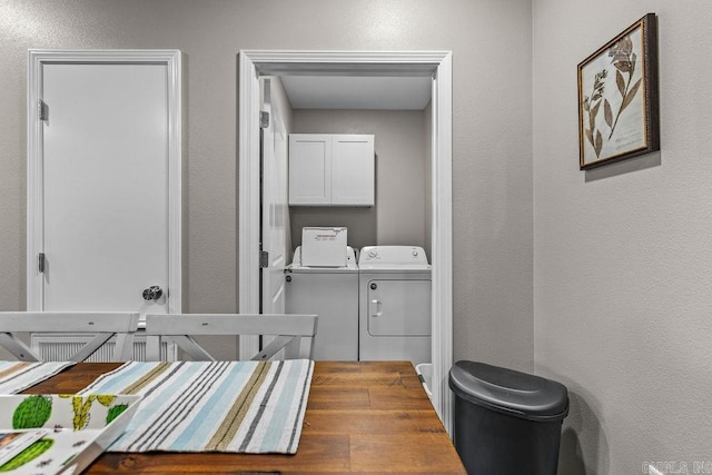 1912A5 Central Blvd, Bull Shoals, AR 72619 - laundry room with washing machine and clothes dryer, cabinet space, and a textured wall