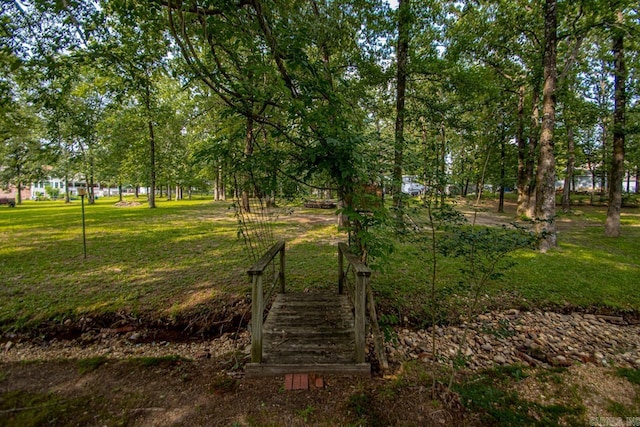 111 Country Oaks Dr, Malvern, AR 72104 - view of home's community with a lawn