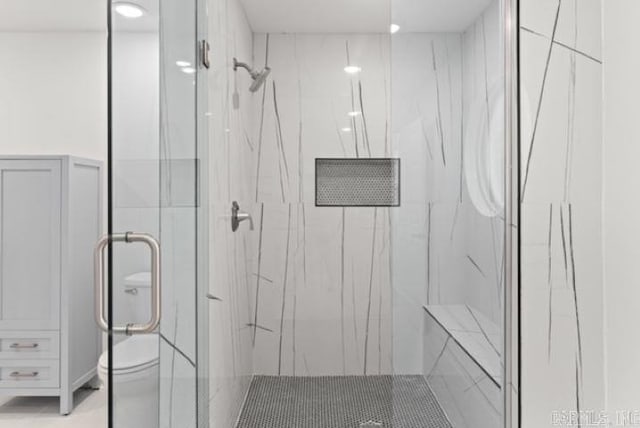 1506 N Pratt St, Pocahontas, AR 72455 - full bathroom with a marble finish shower and toilet