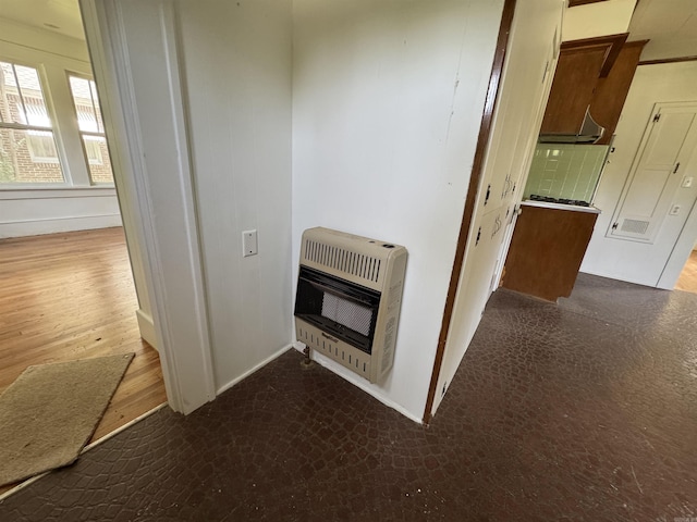 404 Mchenry, Malvern, AR 72104 - hall featuring heating unit and baseboards