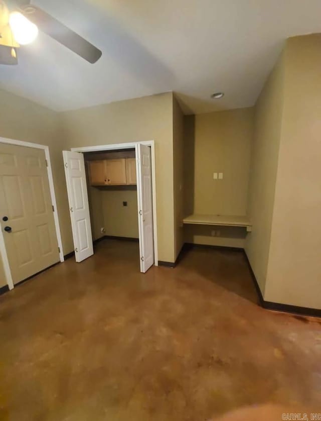 1615 Aldersgate Rd, Little Rock, AR 72205 - unfurnished bedroom featuring a ceiling fan, baseboards, and a closet