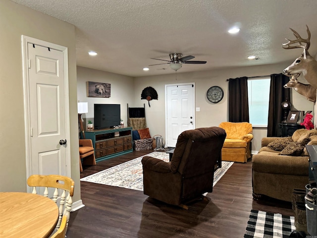 3537 W 26th Hwy, Arkadelphia, AR 71923 - living room featuring a ceiling fan, wood finished floors, recessed lighting, and a textured ceiling