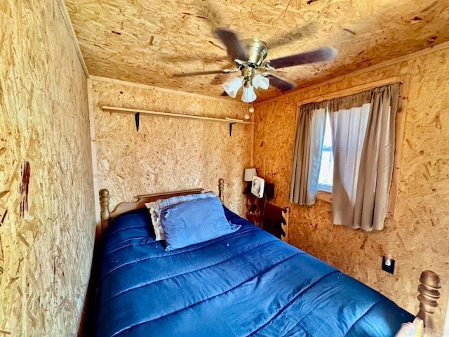 1169 Liberty Rd, Leslie, AR 72645 - unfurnished bedroom featuring ceiling fan