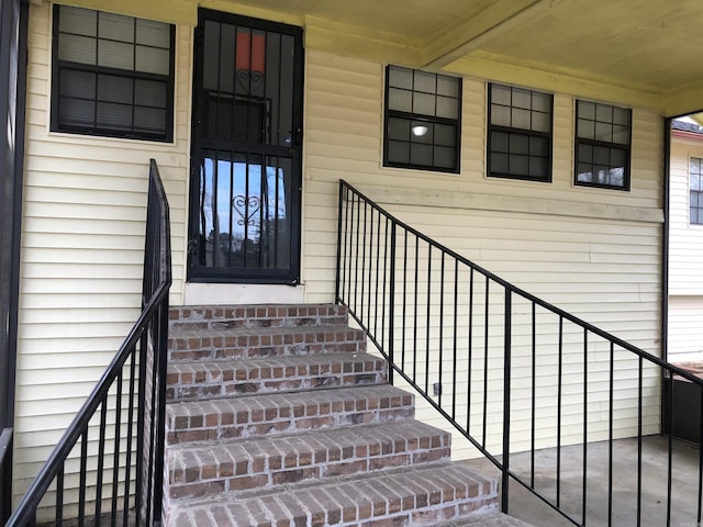 6 Bryan Keith Ct, Little Rock, AR 72206 - view of doorway to property