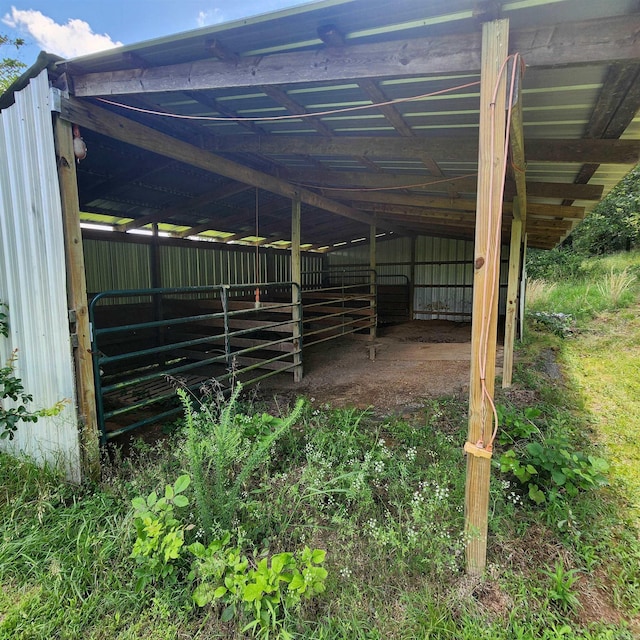 6435 Pangburn Rd, Pangburn, AR 72121 - view of outdoor structure featuring an exterior structure