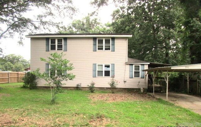 306 W Grand Ave, Gillett, AR 72055 - view of side of property with driveway