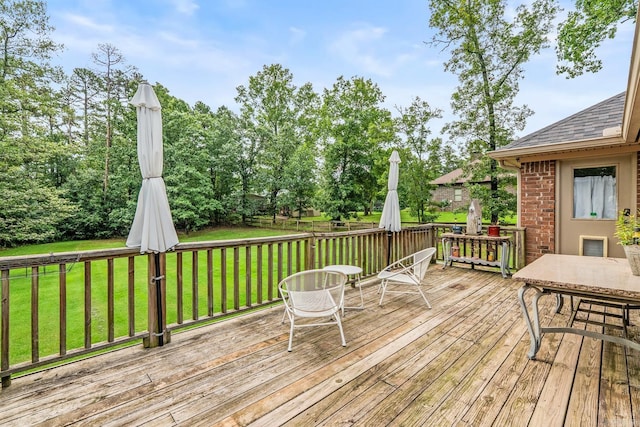 14320 Bradley Rd, Maumelle, AR 72113 - wooden terrace with a yard