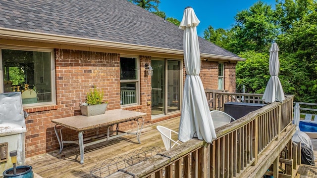 14320 Bradley Rd, Maumelle, AR 72113 - deck with outdoor dining space
