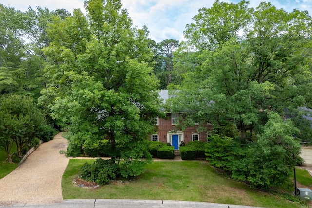 11 Bradbury Dr, Little Rock, AR 72212 - colonial home featuring brick siding and a front yard