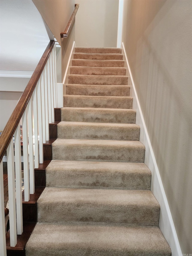 3165 Majestic Cir, Conway, AR 72034 - view of staircase