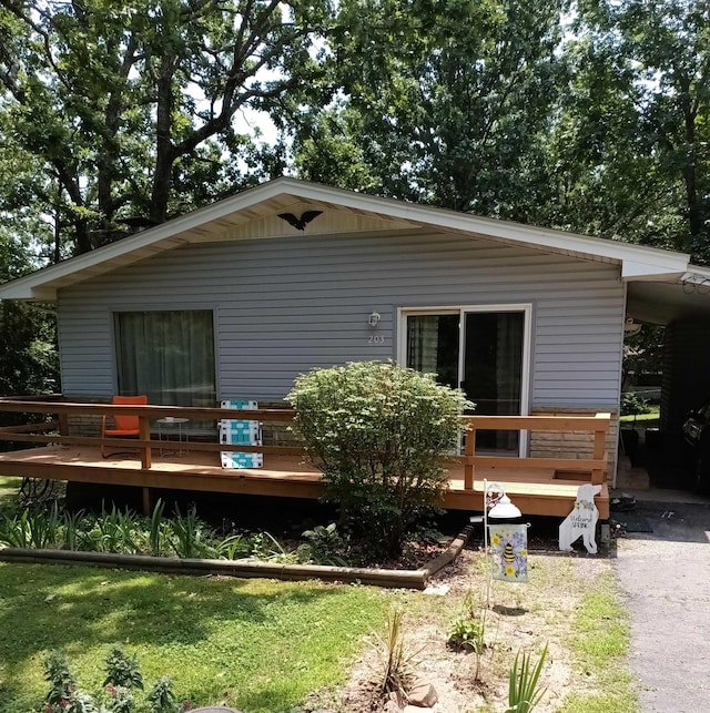 203 Diamond Ln, Horseshoe Bend, AR 72512 - rear view of property featuring a deck