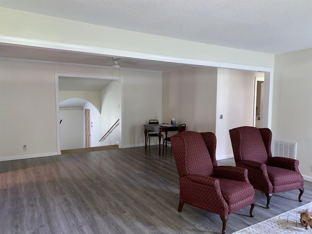 4 Trout, Heber Springs, AR 72543 - living area with wood finished floors and arched walkways