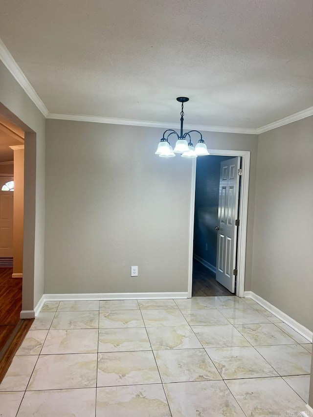 809 Banner St, Benton, AR 72015 - unfurnished room with crown molding and a chandelier