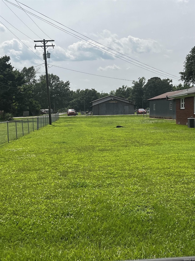 416 S Washington Ave, Murfreesboro, AR 71958 - view of yard