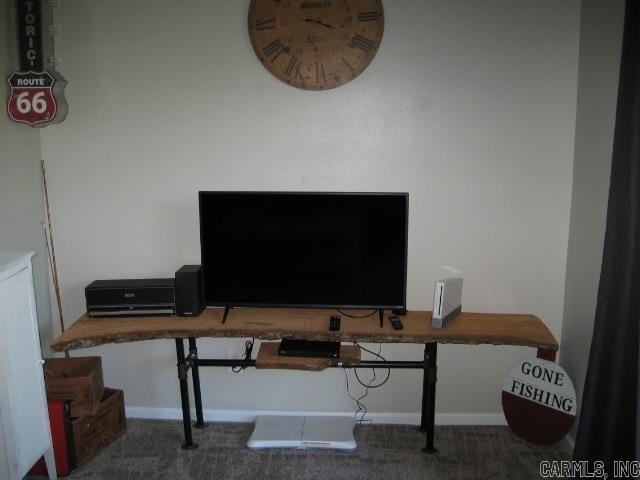 601 Dave Creek Pkwy Unit 107, Fairfield Bay, AR 72088 - home office with carpet floors and baseboards