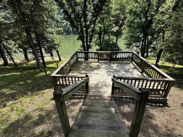 410 S Riverview Ln, Mountain View, AR 72560 - deck with a water view