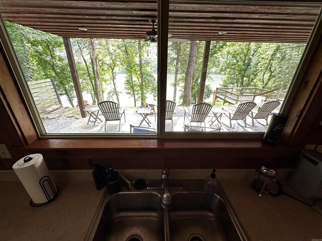 410 S Riverview Ln, Mountain View, AR 72560 - kitchen view of a sink and a ceiling fan