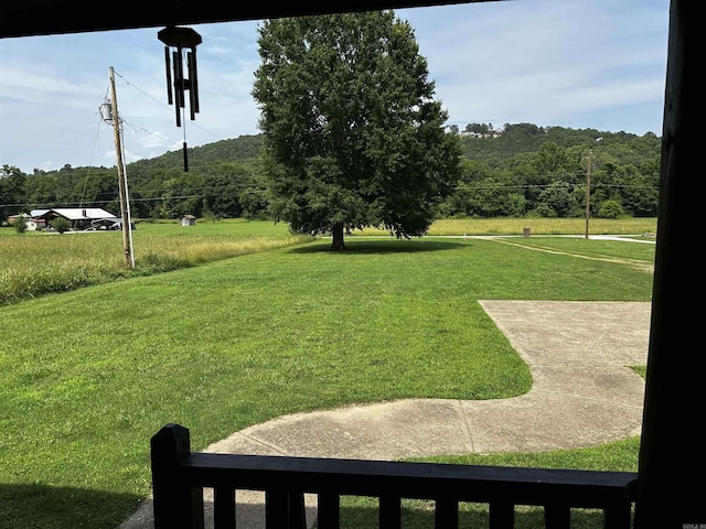 410 S Riverview Ln, Mountain View, AR 72560 - view of grassy yard