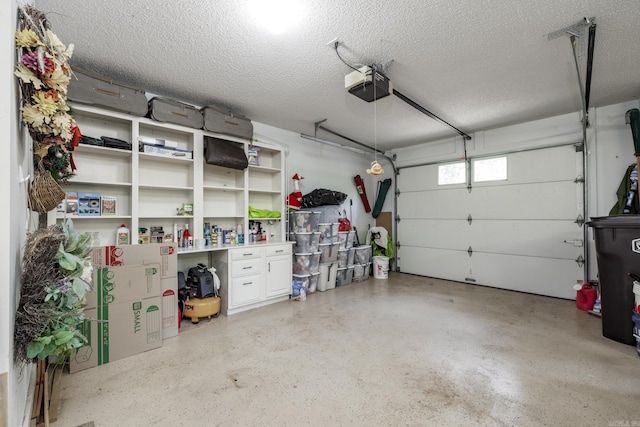 96 San Sebastian Way, Hot Springs Village, AR 71909 - garage featuring a garage door opener