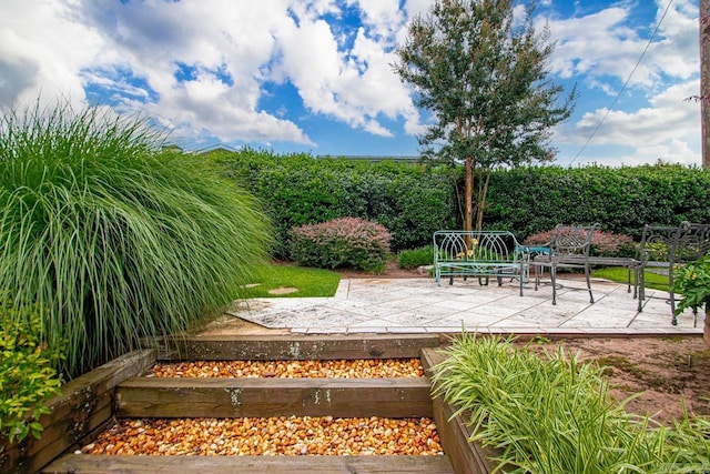 11414 E Stoney Point Ct, Little Rock, AR 72211 - view of yard featuring a patio