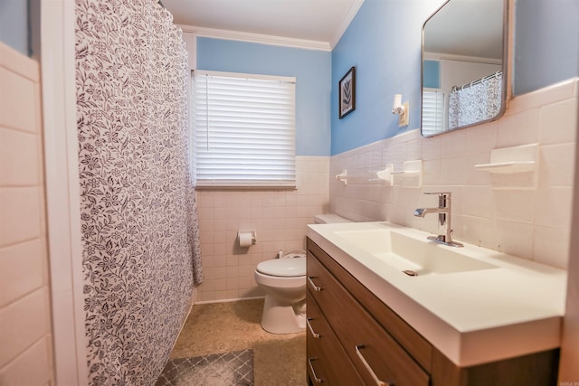 3215 Edgewood Rd, El Dorado, AR 71730 - full bath with tile walls, vanity, ornamental molding, a wainscoted wall, and curtained shower