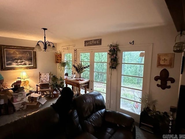 123 Quilters Ln, Hot Springs, AR 71909 - living area with a chandelier