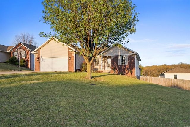 1905 Highgrove Rd, Harrison, AR 72601 - single story home with brick siding and an attached garage