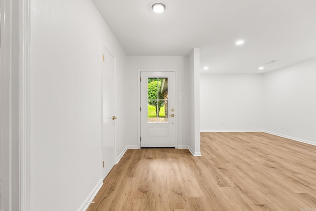 8719 Evergreen Dr, Little Rock, AR 72227 - foyer entrance featuring light wood-type flooring and recessed lighting