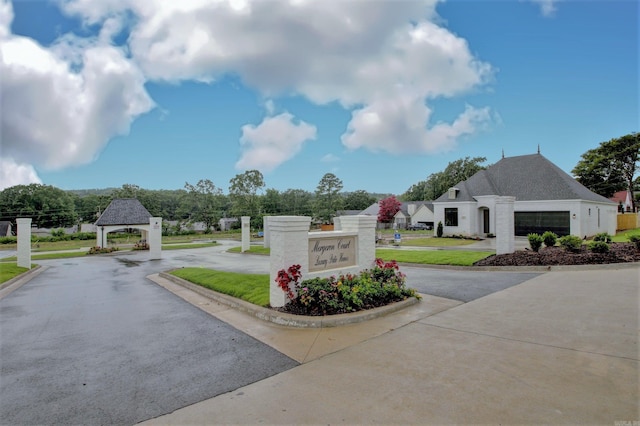 111 Mergeron Ct, Little Rock, AR 72212 - community / neighborhood sign featuring a yard