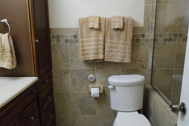 6 Lendl Loop, Little Rock, AR 72210 - bathroom with tile walls and vanity