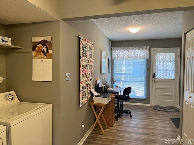 600 Higdon Ferry Rd Unit 301, Hot Springs, AR 71913 - laundry room with wood finished floors, a textured ceiling, and a desk