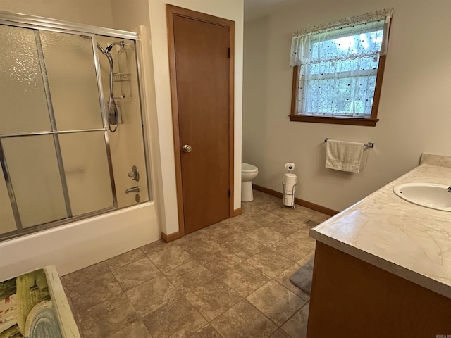 504 Case St, Heber Springs, AR 72543 - full bath with vanity and bath / shower combo with glass door