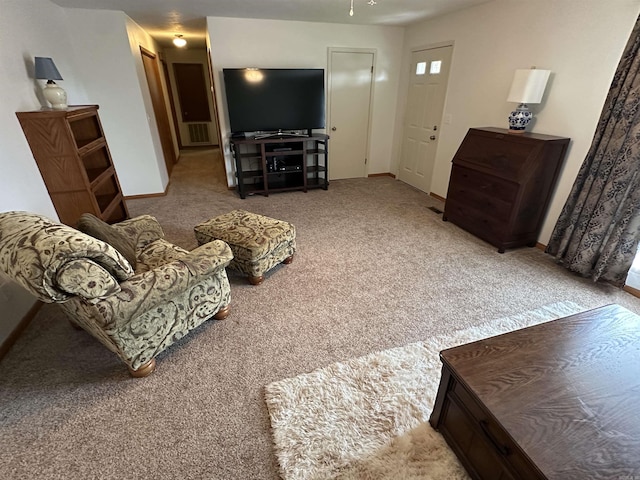 504 Case St, Heber Springs, AR 72543 - carpeted living room featuring baseboards