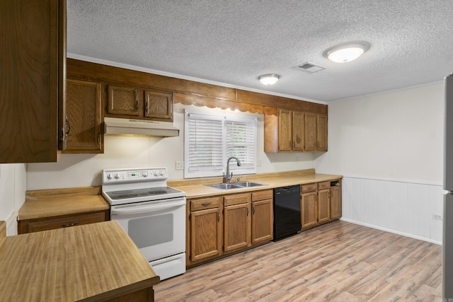 503 N Walnut St, Searcy, AR 72143 - kitchen featuring white range with electric cooktop, black dishwasher, a textured ceiling, under cabinet range hood, and light wood-type flooring