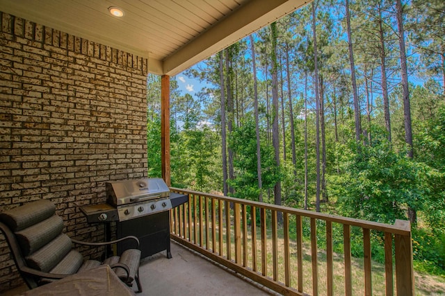 18508 Parkway Pines Dr, Bauxite, AR 72011 - balcony with grilling area