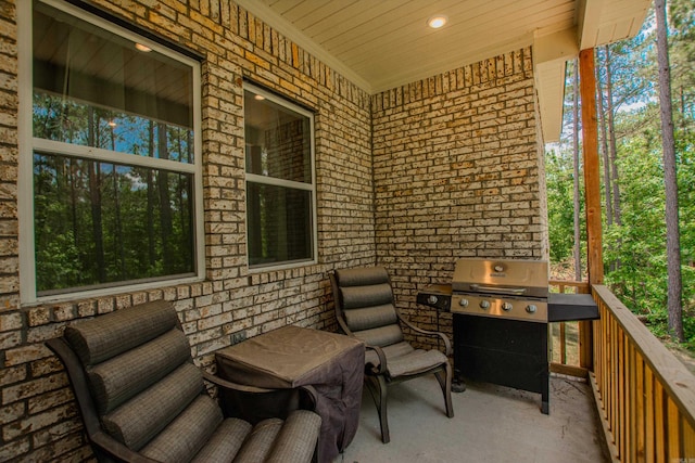 18508 Parkway Pines Dr, Bauxite, AR 72011 - covered porch with area for grilling