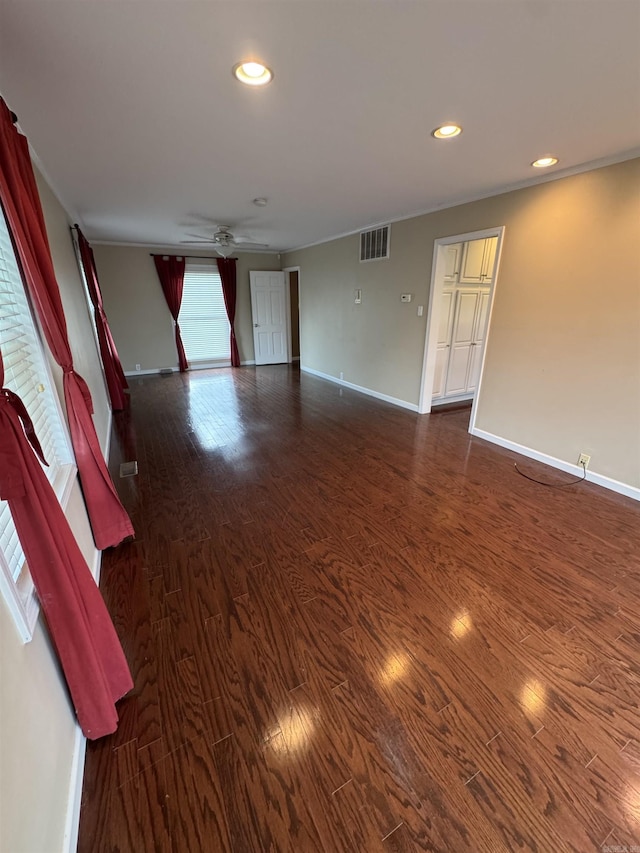 2025 Fairway St, Stuttgart, AR 72160 - unfurnished room with wood finished floors, a ceiling fan, and recessed lighting