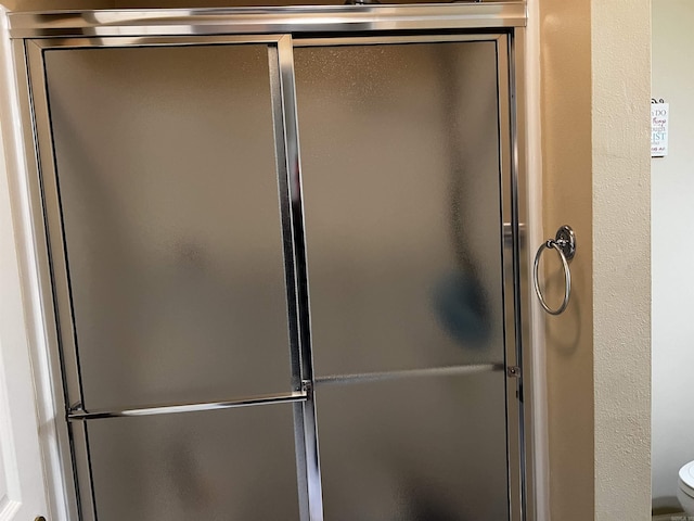 39 Dike View Dr, Heber Springs, AR 72543 - bathroom featuring a shower with door