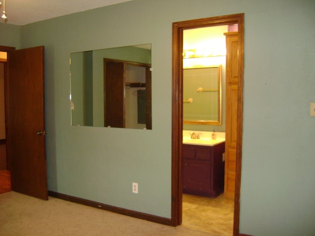 405 Fairway Dr, Horseshoe Bend, AR 72512 - unfurnished bedroom featuring a closet