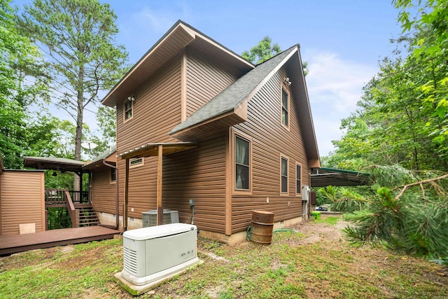 232 Alydar Trl, Hot Springs, AR 71901 - back of property featuring a deck, a shingled roof, and crawl space