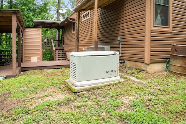 232 Alydar Trl, Hot Springs, AR 71901 - exterior view of a power unit and a satellite dish