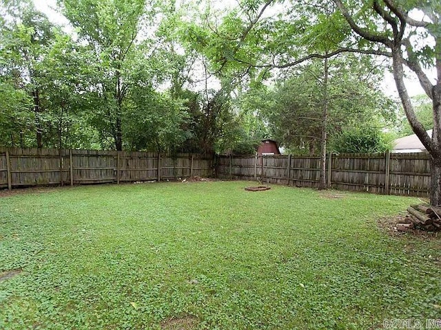 4207-4209 Moss St, North Little Rock, AR 72118 - view of fenced backyard