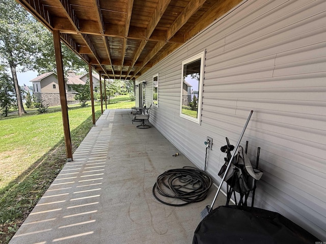 716 S Shore Dr, Horseshoe Bend, AR 72512 - view of patio