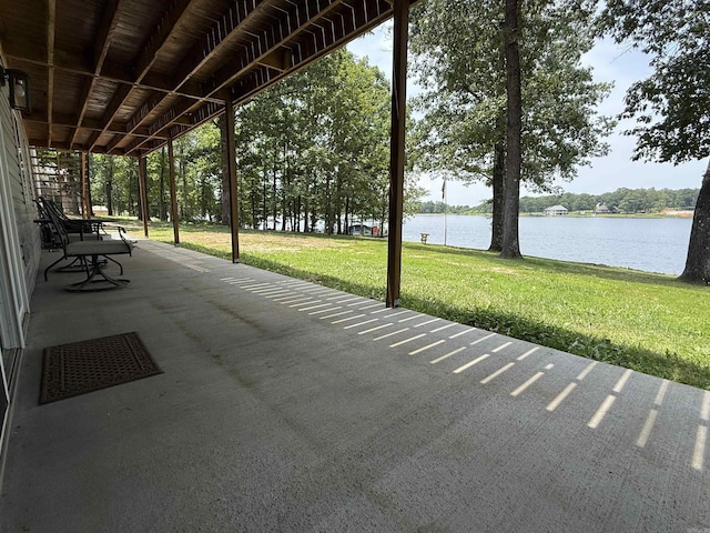 716 S Shore Dr, Horseshoe Bend, AR 72512 - view of patio / terrace with a water view
