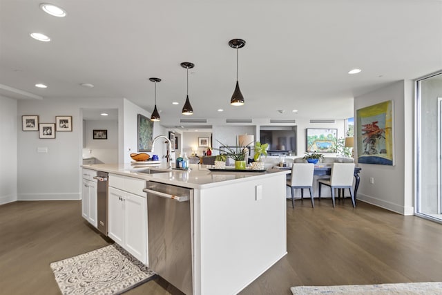 3700 Cantrell Rd Unit 1002, Little Rock, AR 72202 - kitchen with dishwasher, open floor plan, recessed lighting, and dark wood finished floors