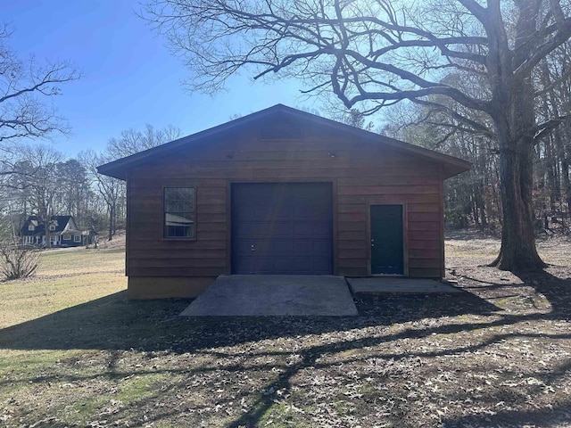 view of detached garage