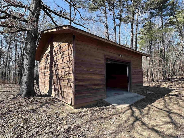 view of outbuilding
