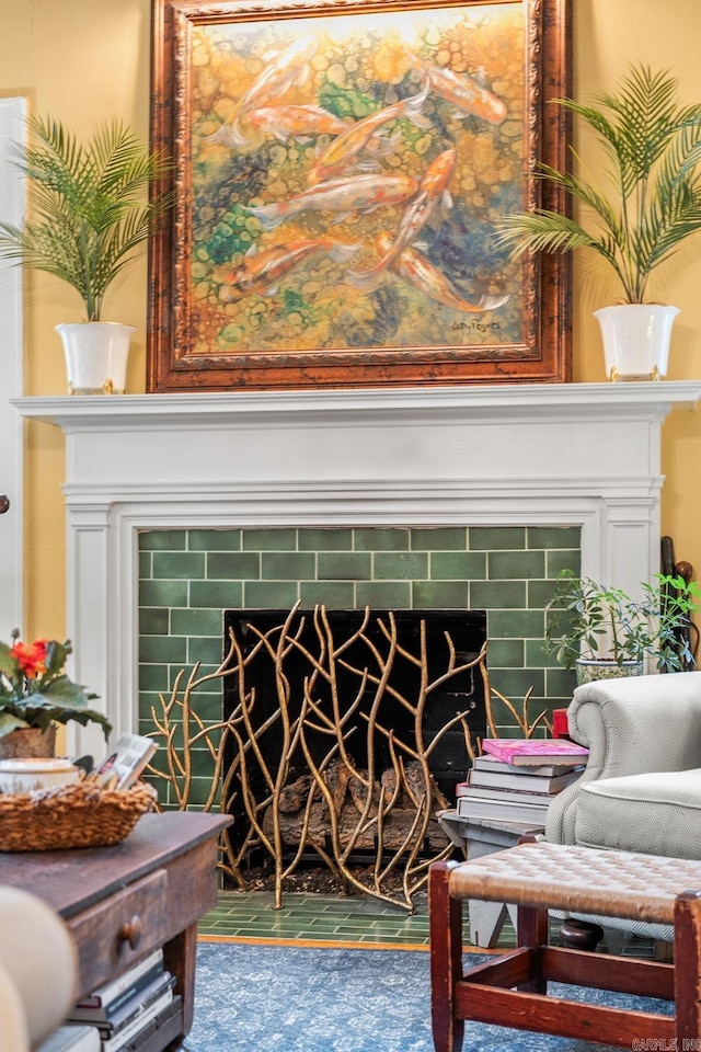 445 Midland St, Little Rock, AR 72205 - detailed view of a tiled fireplace