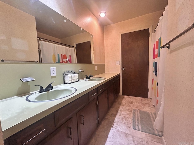 203 Richwood Dr, Mountain Home, AR 72653 - bathroom featuring double vanity